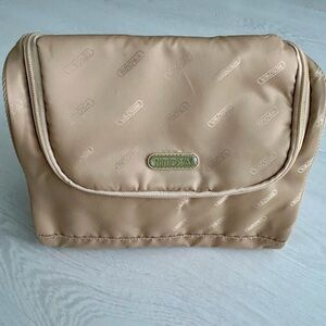 Rimowa hanging toiletries bag